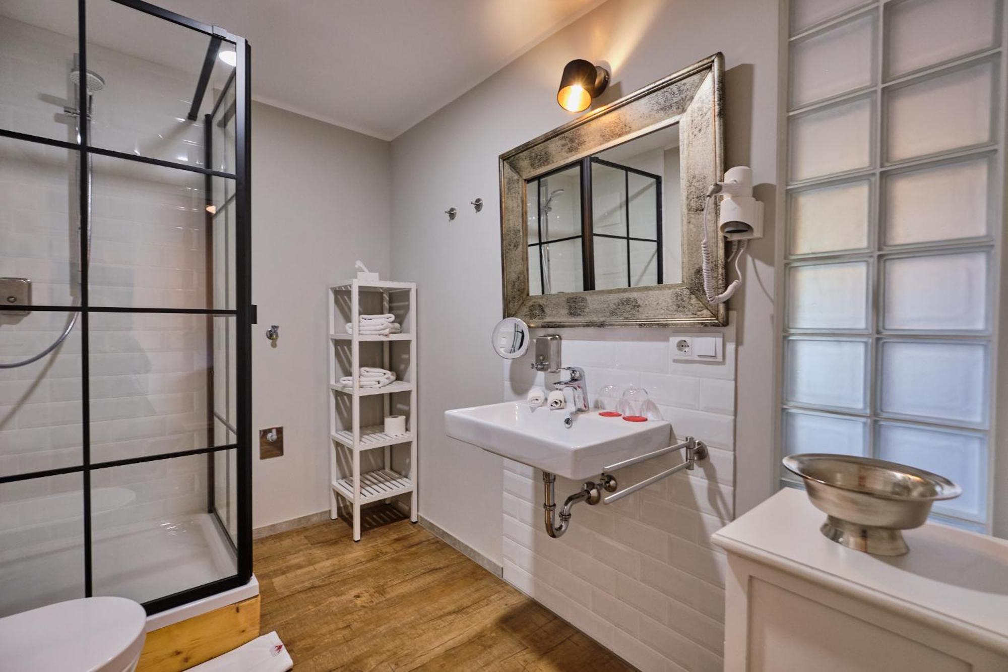 Boutique-Apartments Am Ledererturm เคลไฮม์ ภายนอก รูปภาพ